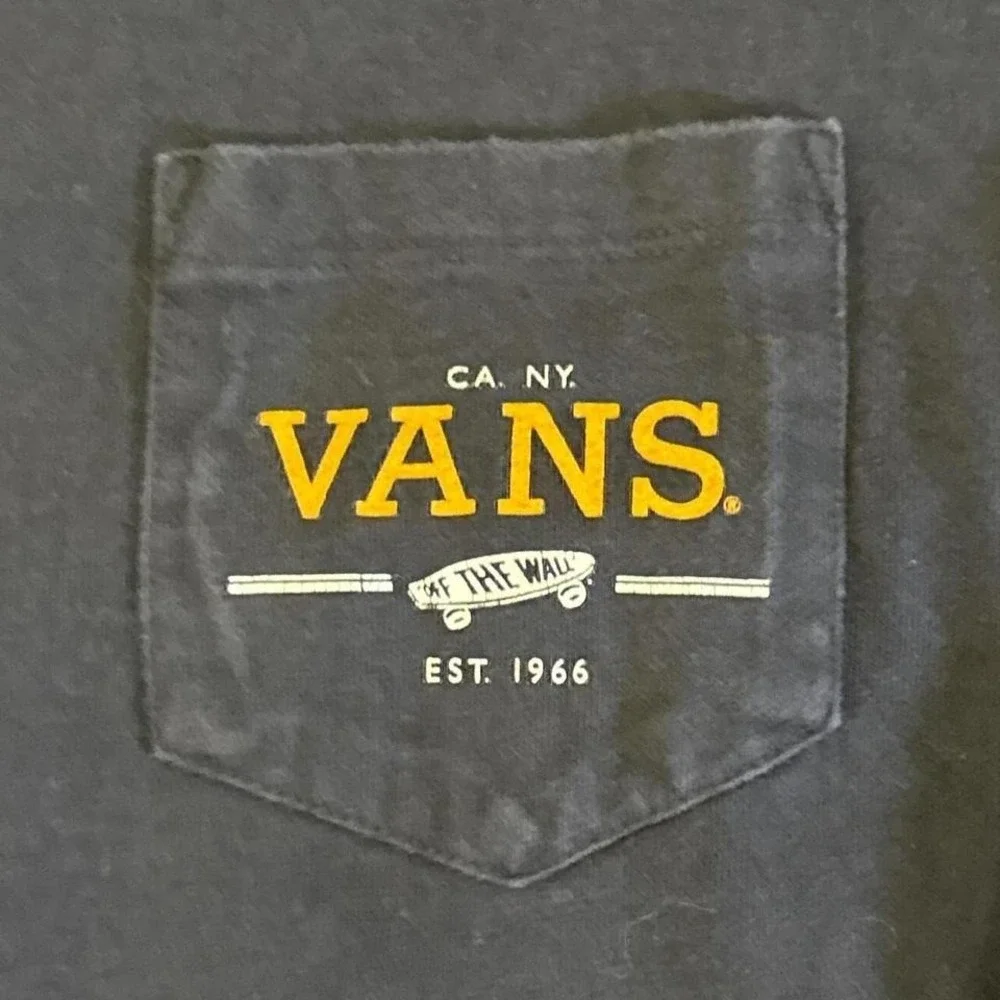 Vans Skater Long Sleeve Pocket T-Shirt Medium Skateboarding Streetwear - Picture 2 of 6